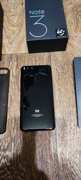 Продам телефон Xiaomi Mi Note 3 6/128 Type-C