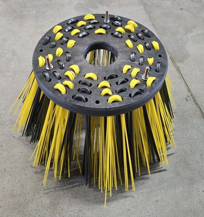 Szczotka boczna talerzowa do zamiatarki Pronar Agata Metal-Technik 320/500MIX