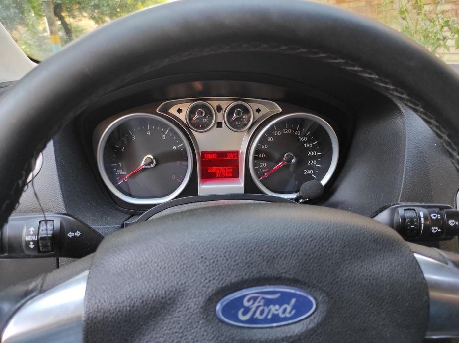 Ford Focus ll  (рестайл) універсал, 1.6 бензин. ГБО 2010 р.