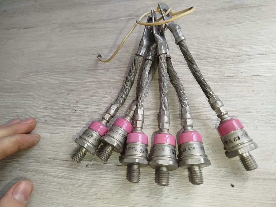 Силовий диод Д141-100-14