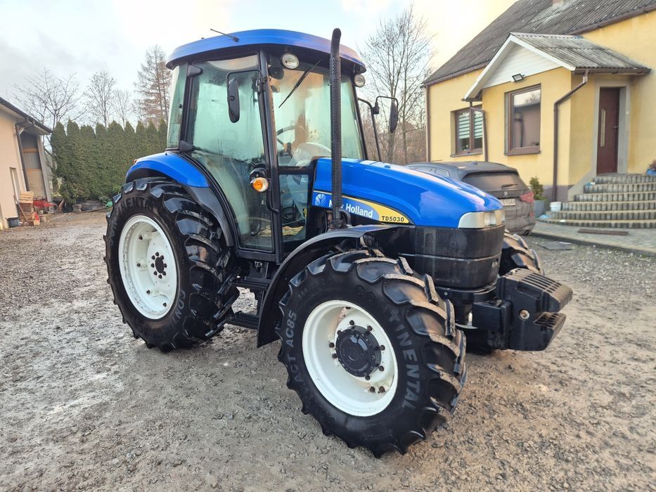 New Holland TD5030 82km Klimatyzacja 4cylindry! td5 t5 t4  case jx 80