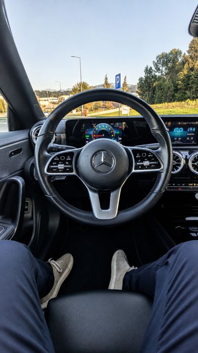 Mercedes CLA 250e Progressive - híbrido plug in