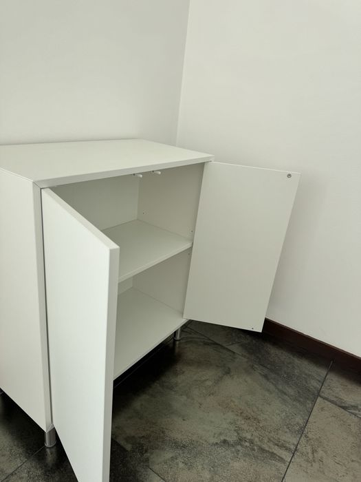 Armário EKET c/2 portas e 1 prateleira