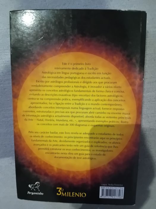 O Tratado das Esferas - Helena Avelar e Luís Ribeiro