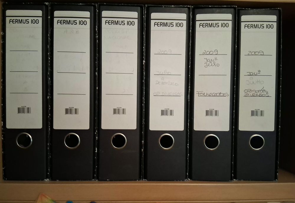 20 Pasta Arquivo Lombada 80mm Larga A4 Marmoreada c/ Caixa