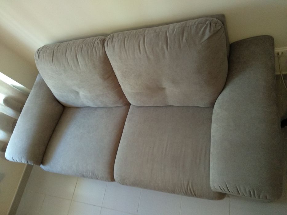 Sofá 3 pessoas novo sem uso