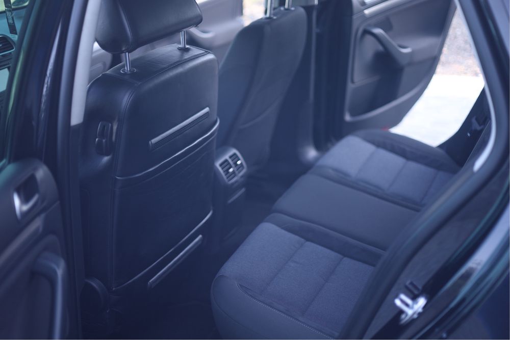 Volkswagen Golf 2011 автомат