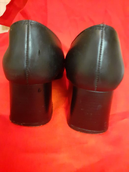Buty  skórzane  damskie