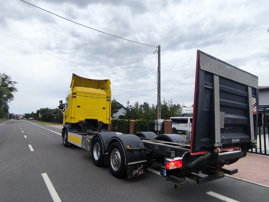 SCANIA 6x2 laweta pomoc drogowa najazd do zabudowy winda 3 osie BDF