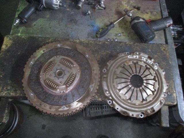 Kit embraiagem RENAULT Clio III (BR0/1, CR0/1)