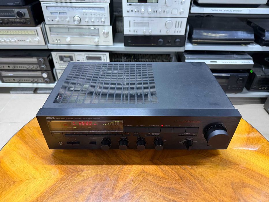Amplituner Yamaha RX-500 stereo, Audio Room
