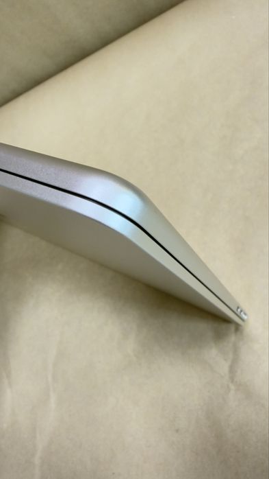 MacBook Air 13" M4 A3240 Star Light, Silver и другие запчасти, дисплей, топкейс, батарея, трекпад ,плата
