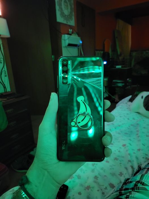 Tcl 20 SE em bom estado