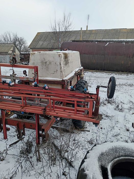 Продам оприскувач ОП2000