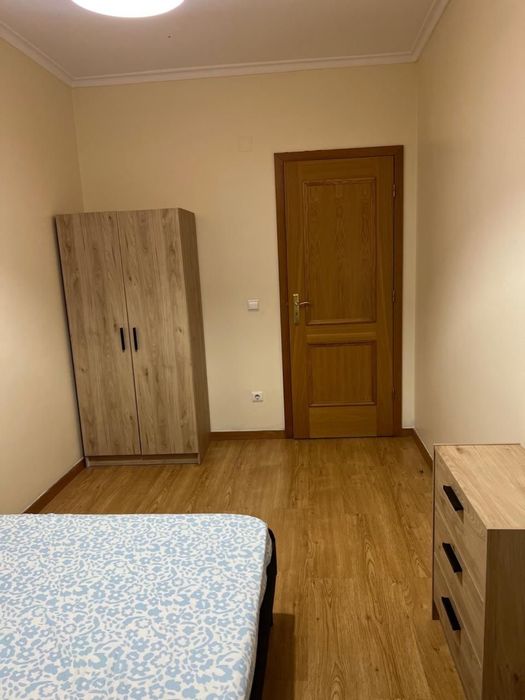 Arrenda-se quarto Fogueteito