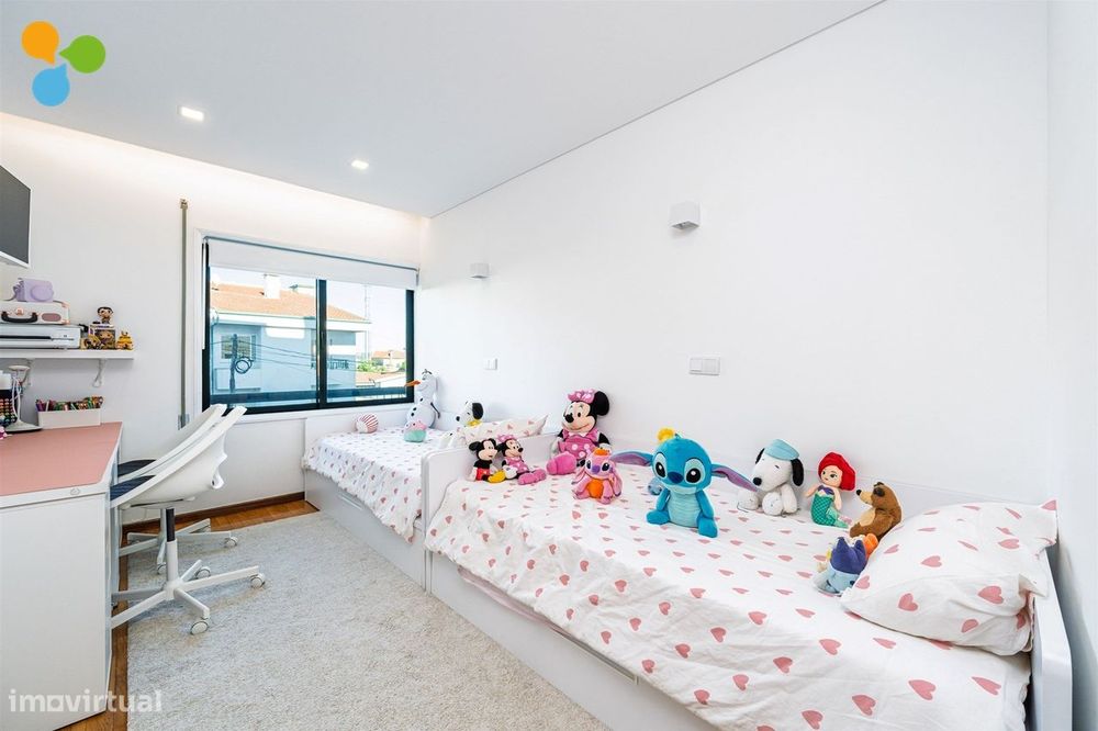 T2 com Suite, Varandas, Garagem e Arrumos - Centro da Maia
