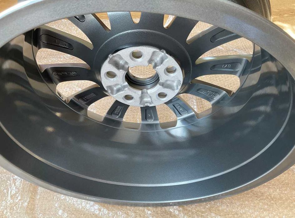 Felgi aluminiowe 18" Insignia A, kolor antracyt + GRATIS filtr GM