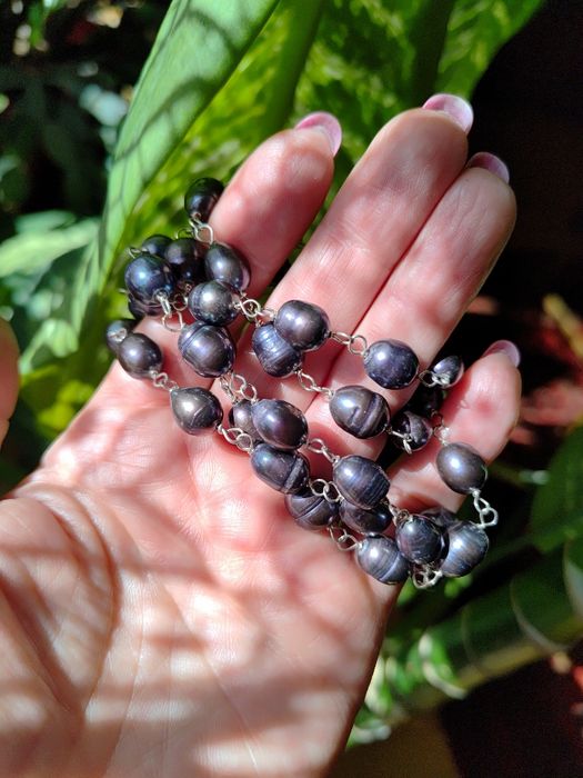 Długi naszyjnik z pereł naturalnych słodkowodnych