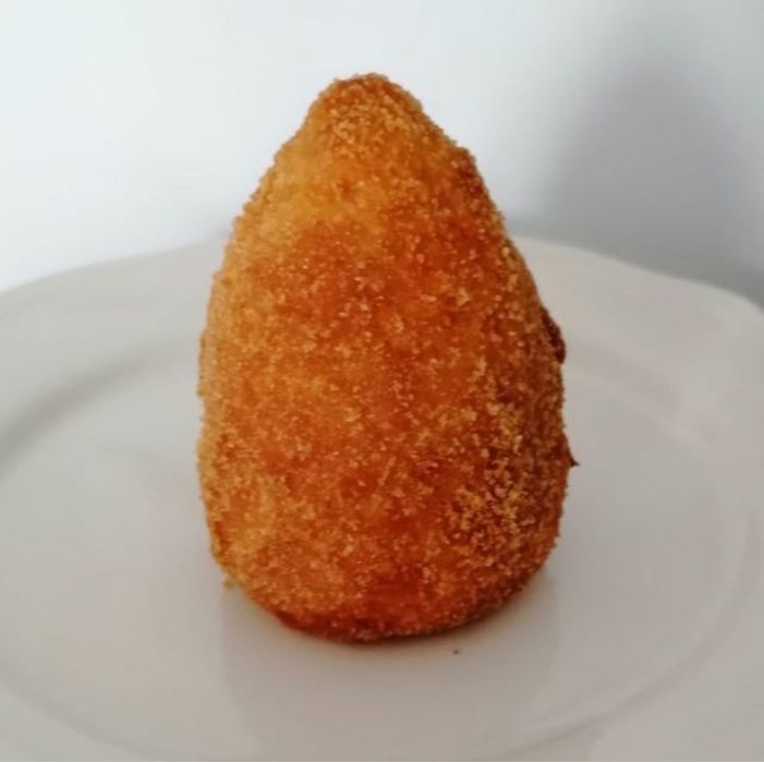 Maquina italiana para fabrico rapido de arancini com varios moldes
