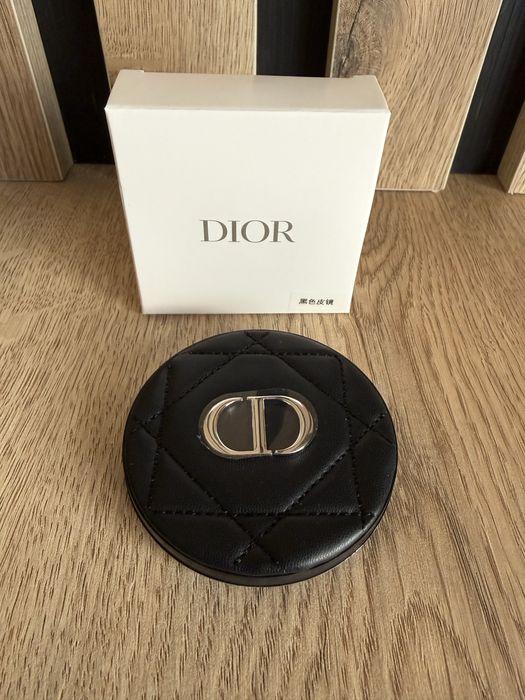 Дзеркальце Діор