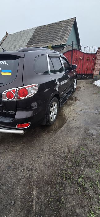 Продам Hyundai Santa Fe 2007