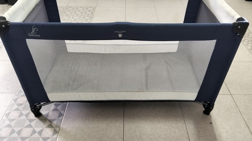 Cama de viagem para criança