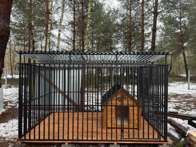 Kojec dla psa – solidny i wytrzymały box stalowy