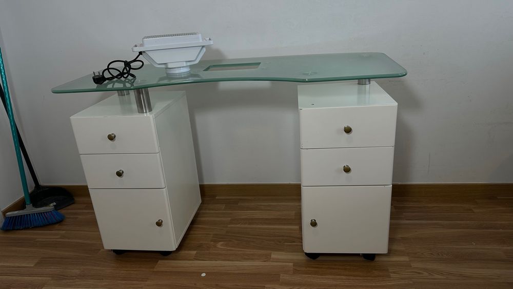 Mesa de manicure