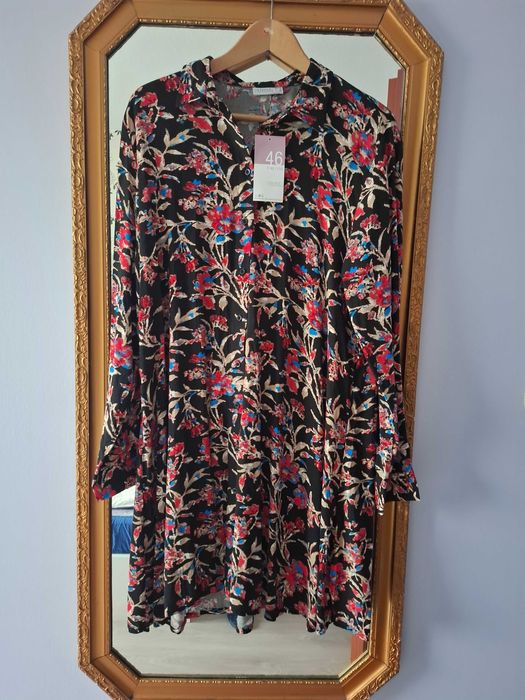 Sukienka rozpinana na guziki rozm.46