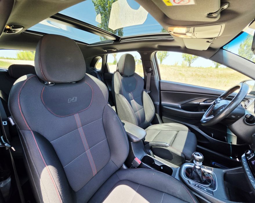 HYUNDAI i30 1.6 CRDi N Line Tecto Panorâmico