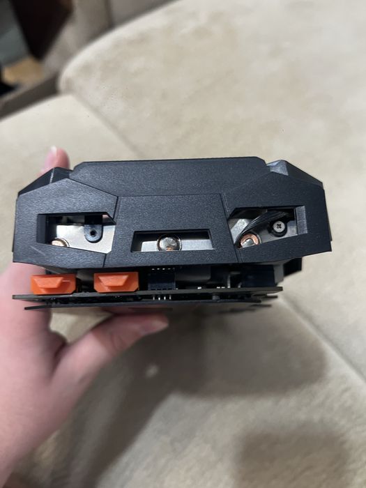 Відеокарта GTX 1060 6 ГБ