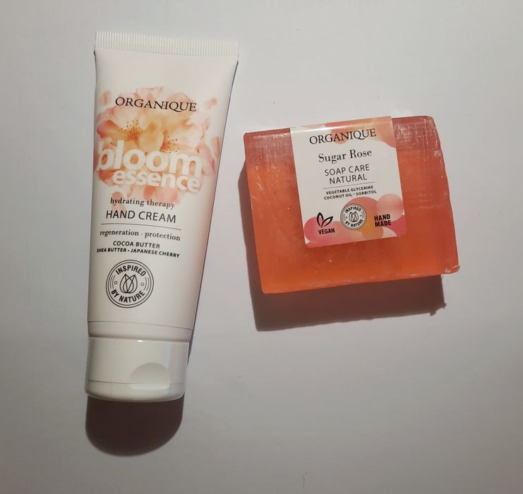 Zestaw kosmetyków marki Organique