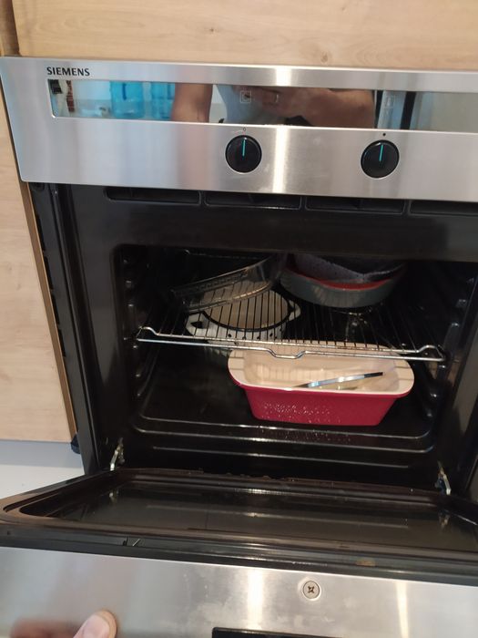 Продам Духова шафа Siemens