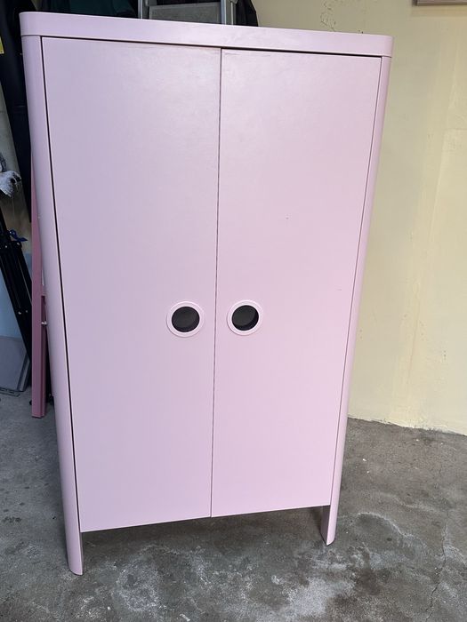 Roupeiro crianca rosa