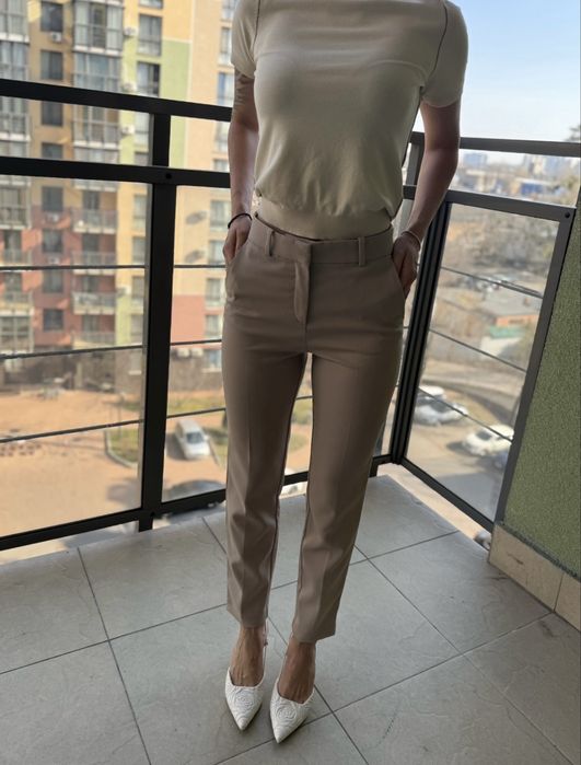 Жіночі брюки штани H&M чорні