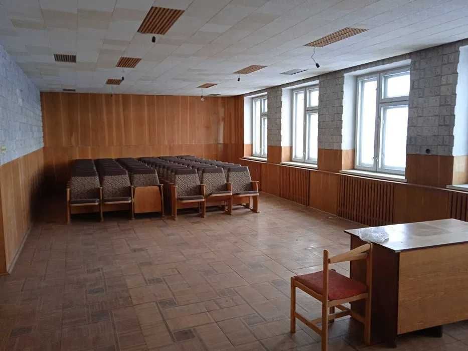 Продаж або оренда будівлі