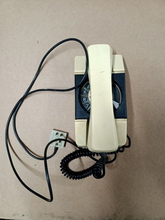 Apart telefoniczny Bratek prl