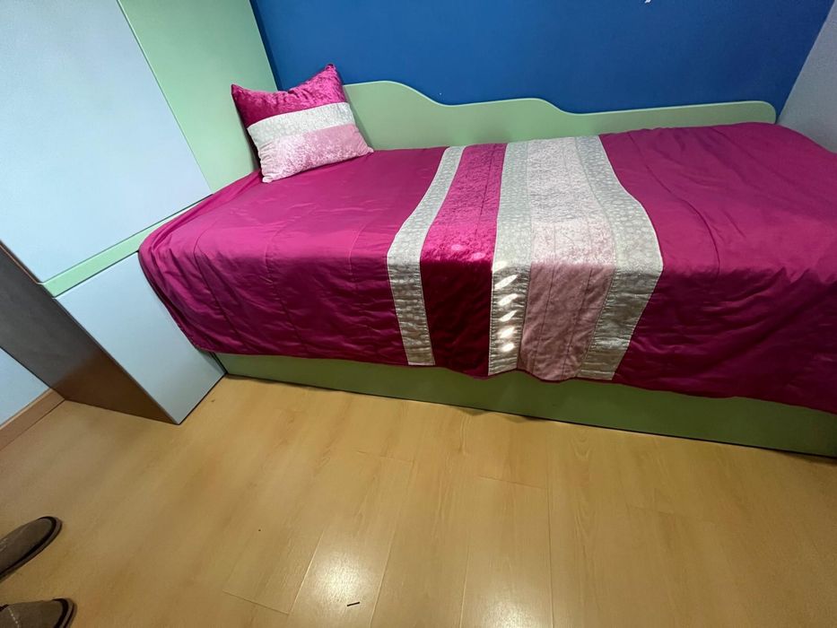 Vendo quarto completo