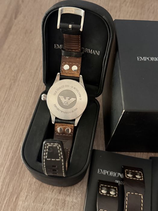 Relogio Emporio Armani muito bem estimado