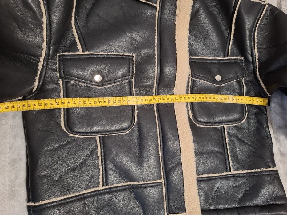 Śliczny damski  kozuszek  L ,XXL