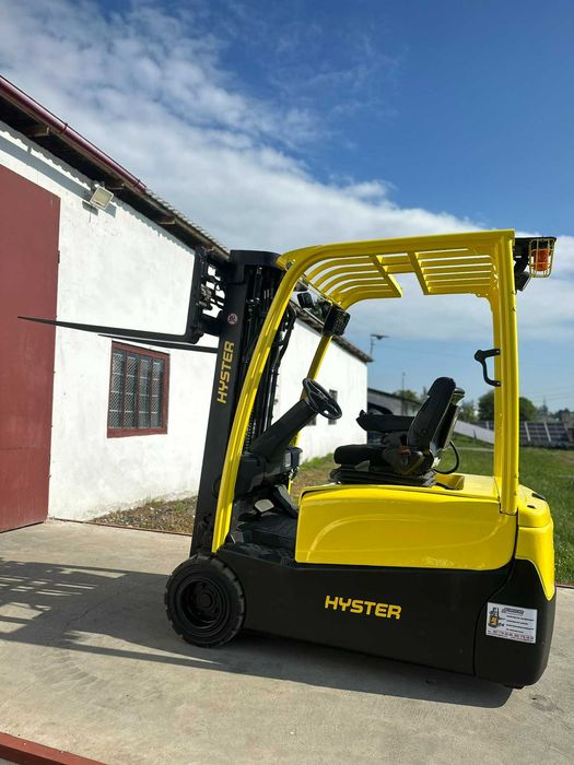 Навантажувач штабелер 1416 Навантажувач HYSTER J2,0XNT  2,0t 4850мм
