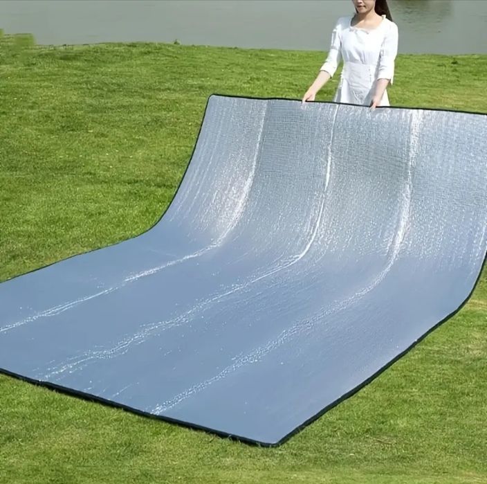 Килимок 2м.×2м. Міцна Алюмінієва Фольга та ЕРЕ тканина. НОВИЙ.