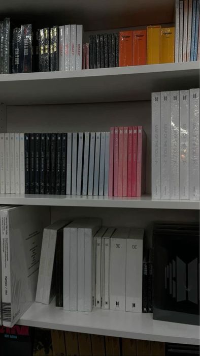 Всі альбоми гурту BTS та соло альбоми учасників CD ціни в описі