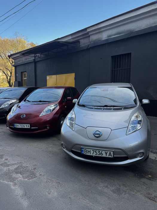 Авто под выплату Nissan leaf