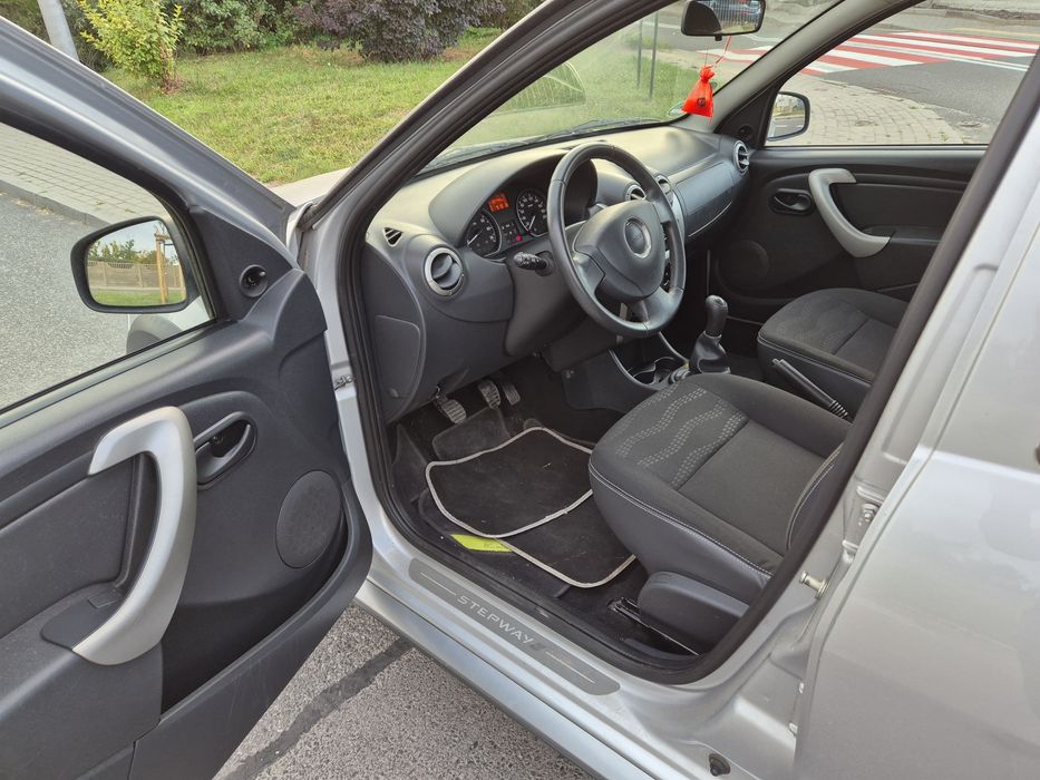 Dacia Santander stepway  1.6 b 8V  Mał km102
