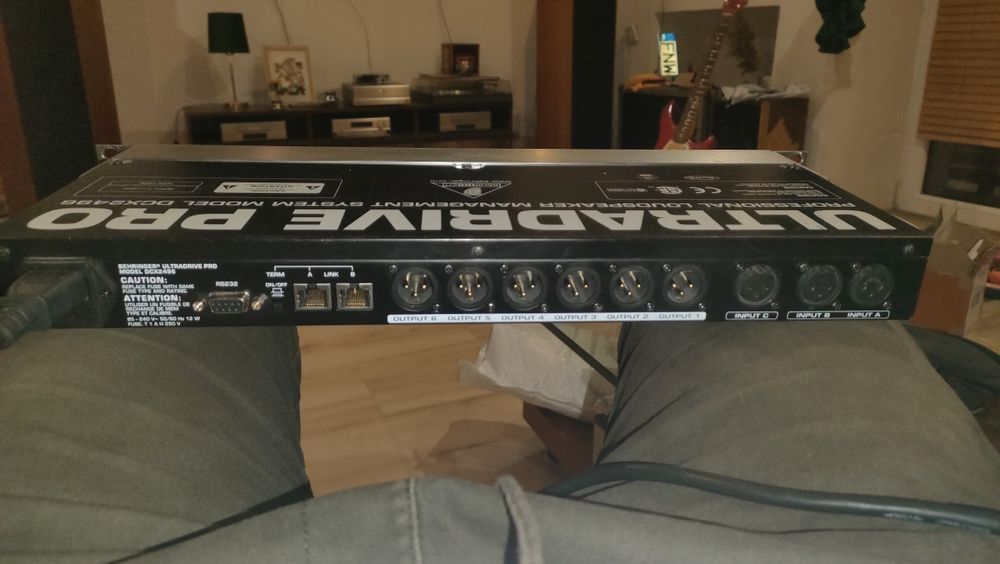 Behringer DCX 2496 PRO