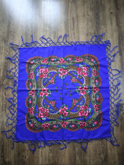 Chusta ludowa góralska chabrowa 70x70 z frędzlami