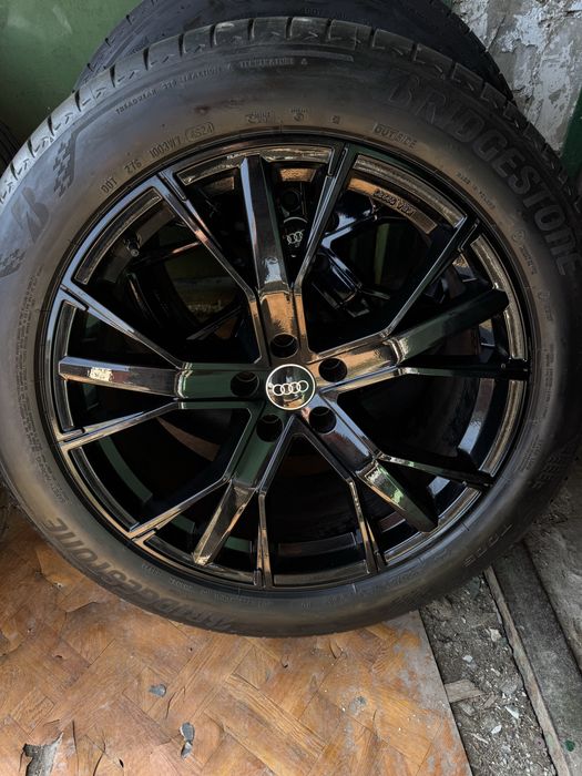 Диски Audi R20 E-tron, Q7, A6, Q5 з літніми шинами Bridgestone 255/50