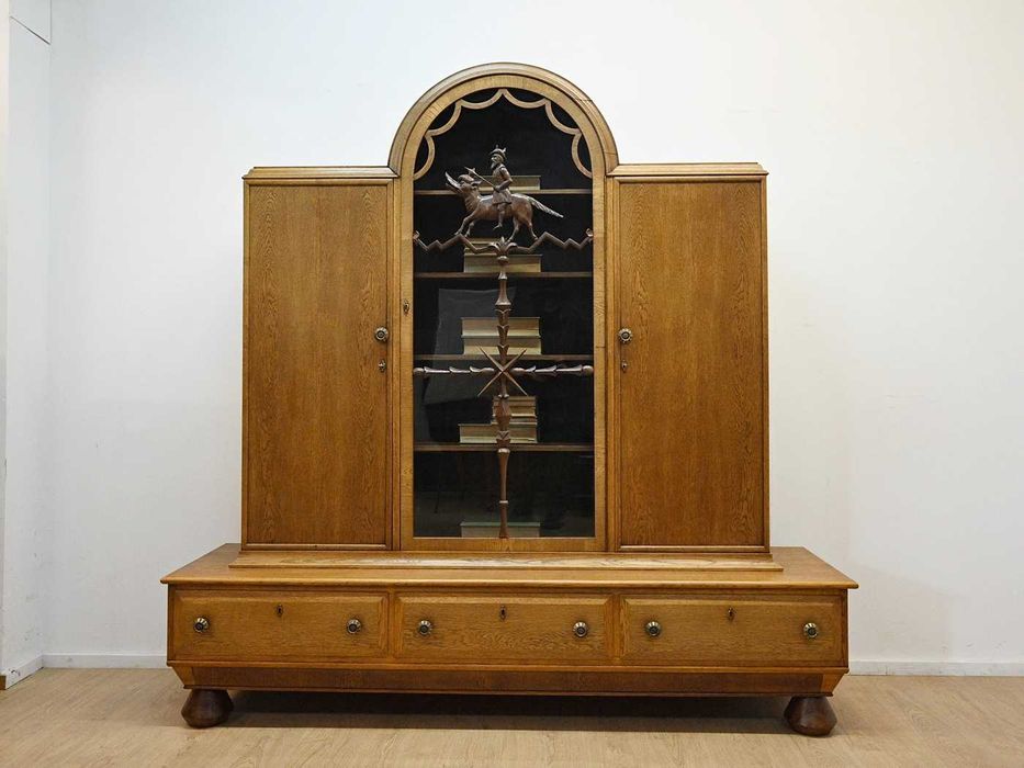 stara biblioteka z początku ubiegłego wieku 020305