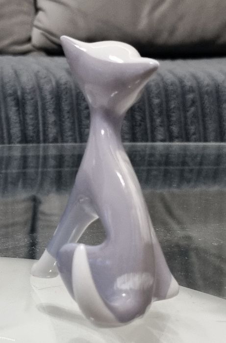 Sygnowana figurka Kotek mały Z. Kosicka Ćmielów, lata 50.